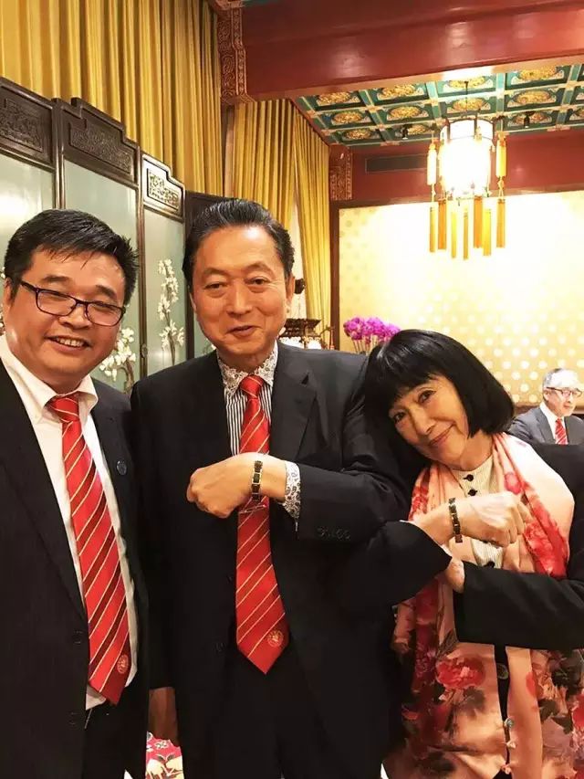 公司董事長(zhǎng)劉嚴(yán)蓬與日本前首相鳩山由紀(jì)夫于北京親切會(huì)談-國(guó)投盛世