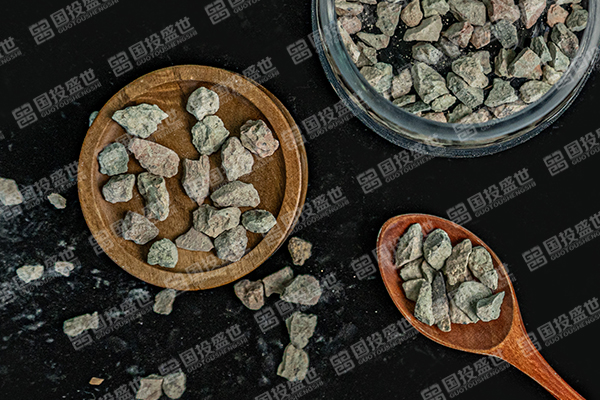 沸石顆粒和沸石粉哪個更適合在土壤修復中使用？