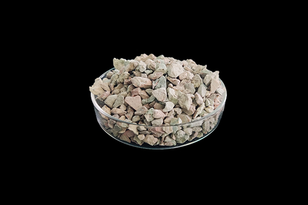 在用沸石種植蘿卜時(shí)需要注意什么？